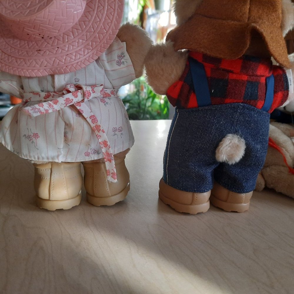 Vintage 80's Wendy's FURSKINS 7" Bears - Farrell, Hattie Set of 2 + extras! - Picture 8 of 16